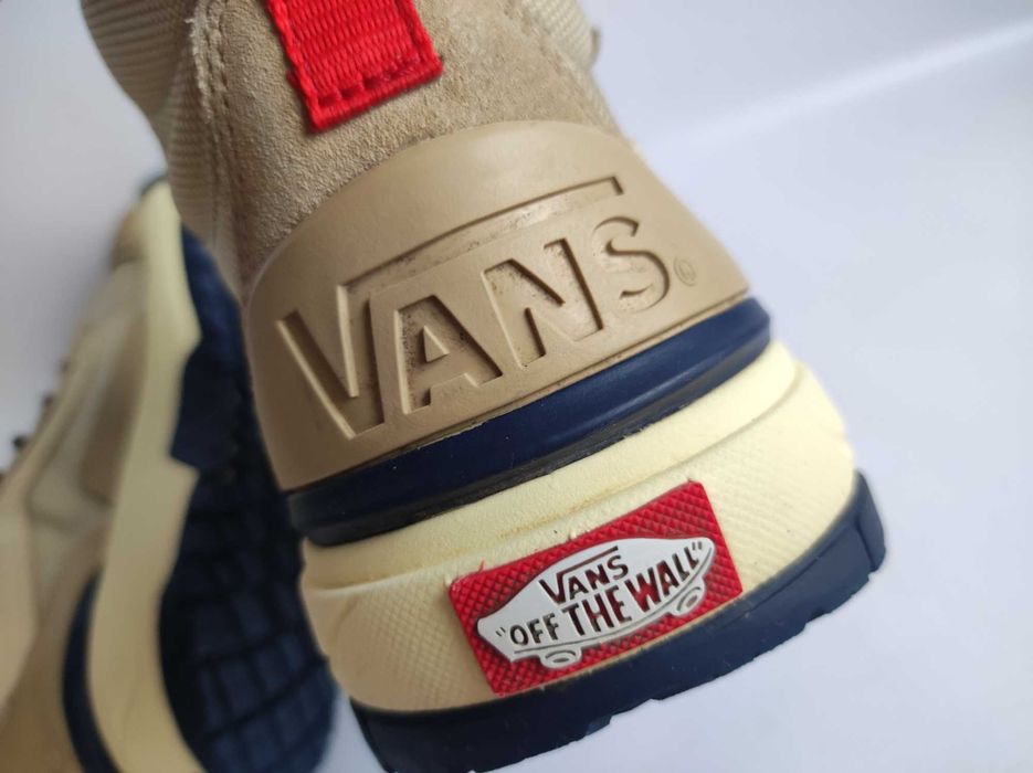 2- Vans Ultra Range Exo Hi MTE 1 - Sneakersy UNISEX r. 39