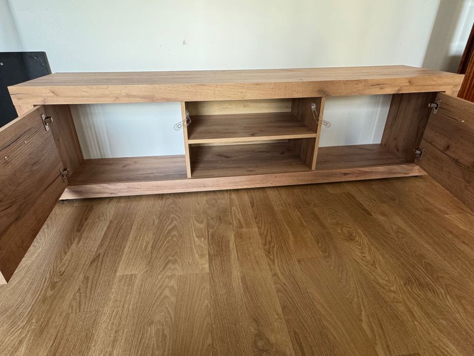 Móvel TV LINTRUP 2 portas cor carvalho selvagem natural