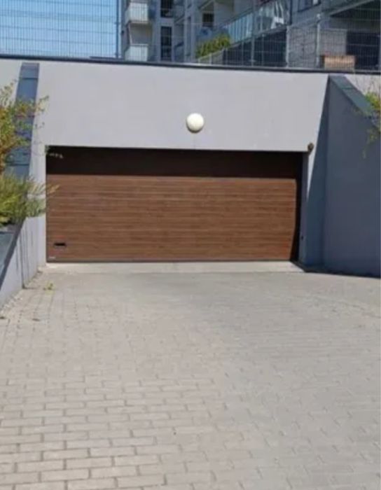 Hala garażowa ul. Daszyńskiego 2b