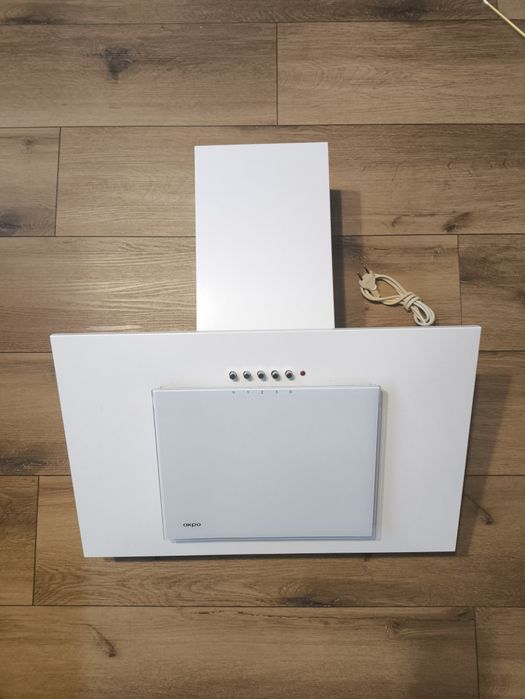 Okap kuchenny skośny Akpo Wk-4 biały ze szkłem