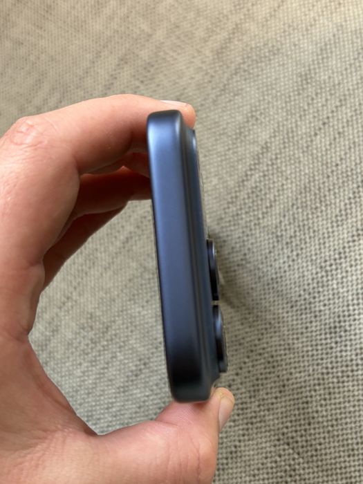 iPhone 17 Pro 256GB Deep Blue — jak nowy, bateria 100%, gwarancja Apple do 09.2027