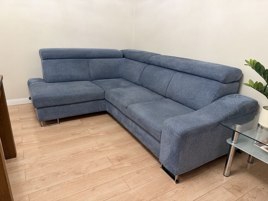 Naroznik z Agata Meble Nowoczesny Modny Niebieski Super Stan  / Wymiary 255cm x 192cm