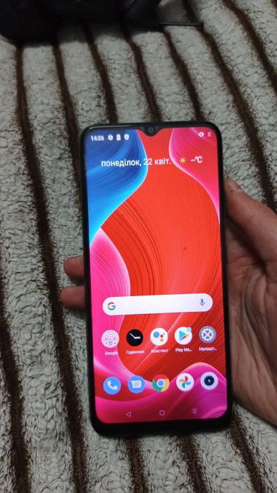 Продам смартфон Realmy c21 y