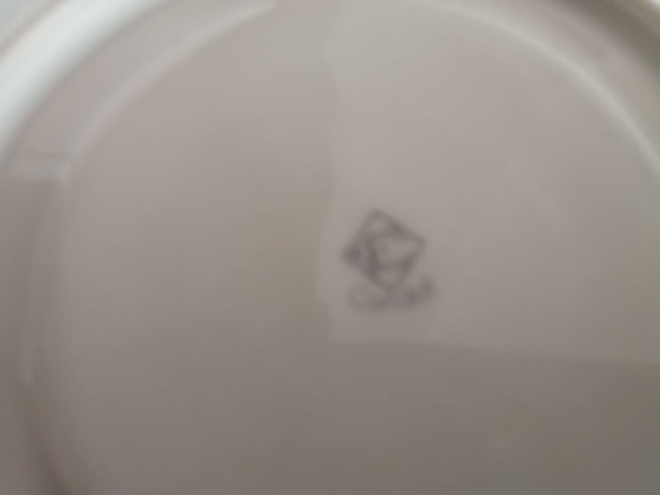 conjunto de mesas conforme fotografias