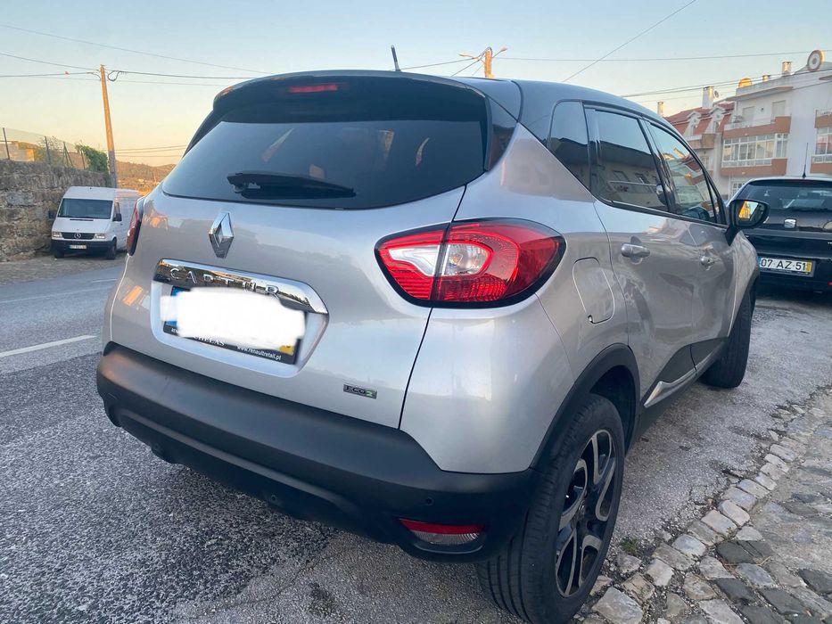 Renault Captur 1.5 DCI de 110 cavalos Versão Exclusive