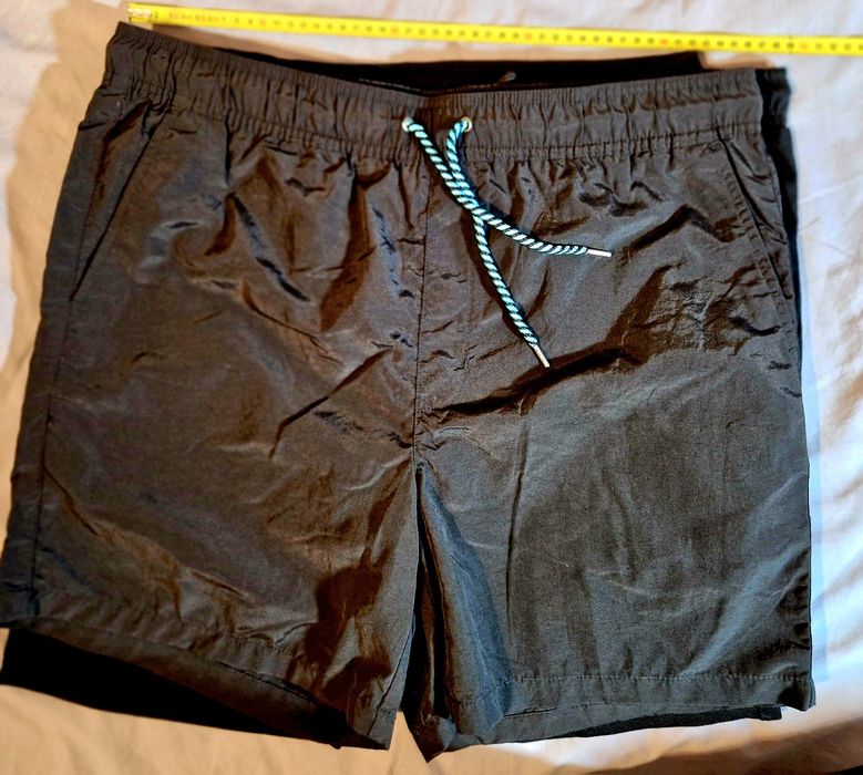 Calções de treino de banho ou turismo novos por estrear algodão. 
Fabr