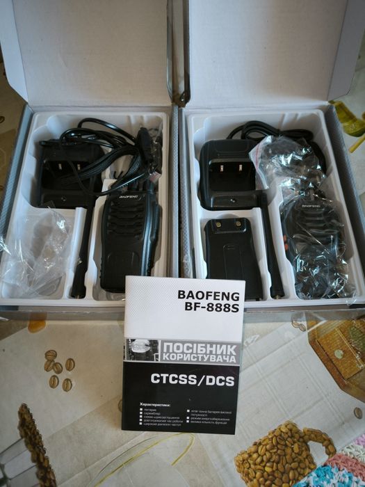 Продам радіостанція носивна Баофенг BF 888s