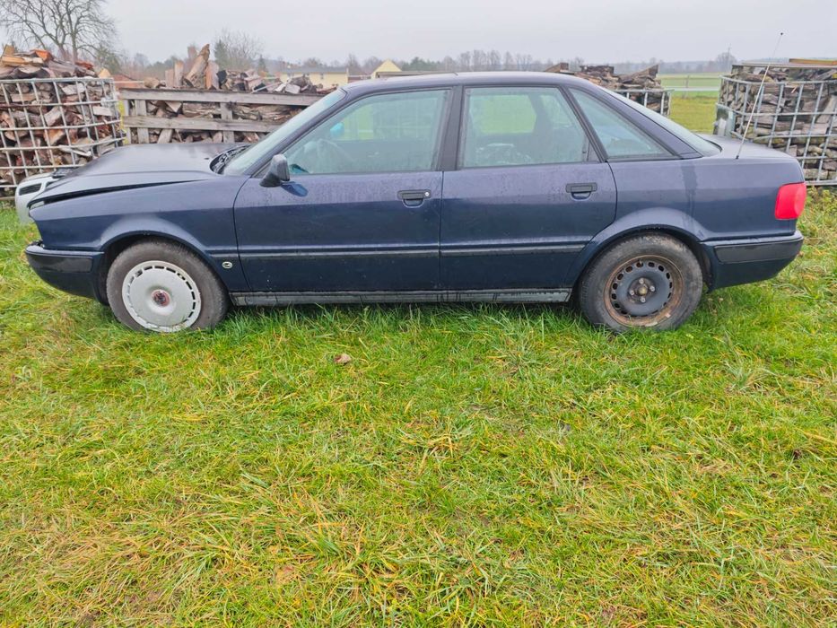 Audi B4 80 Benzyna Uszkodzony 1 Wlasciciel