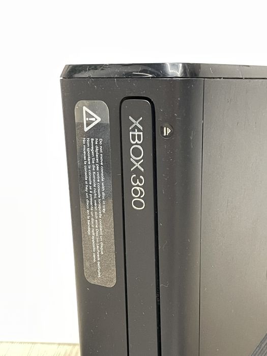 Xbox 360 Slim Komplet, Kinect, 2 Pady, Gry, Dysk 250GB