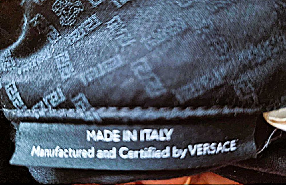 Jedyna Okazja Na Prestiżowe Oryginalne Kultowe Spodnie Marki „VERSACE”