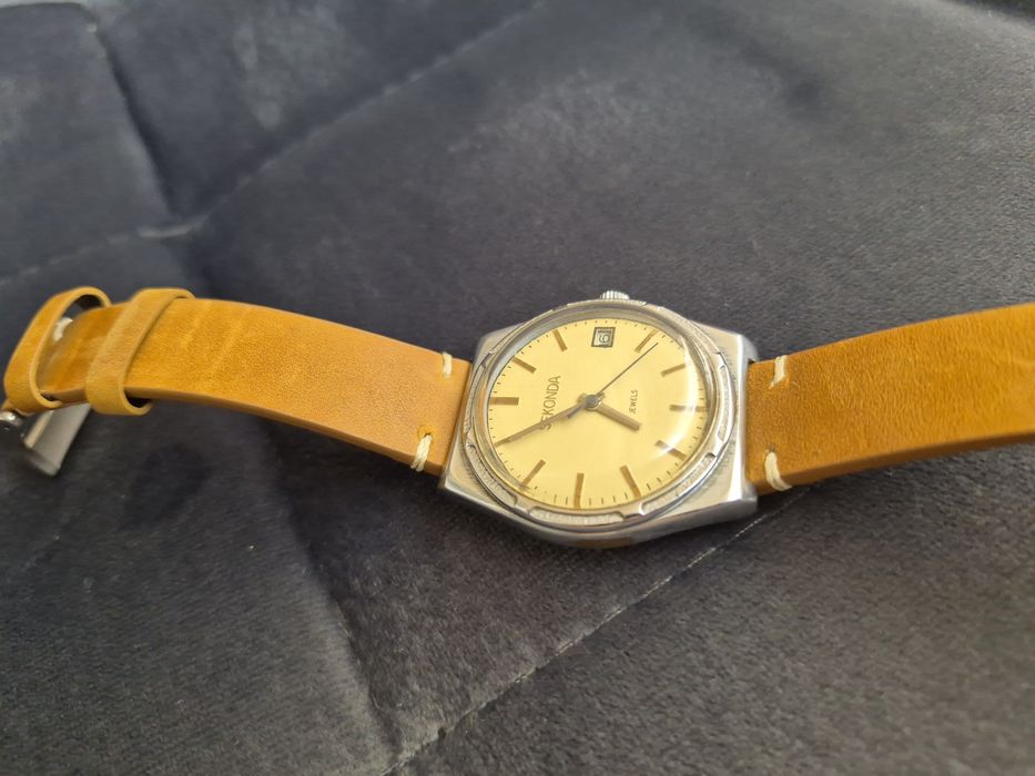Вінтажний механічний годинник SEKONDA 17 Jewels