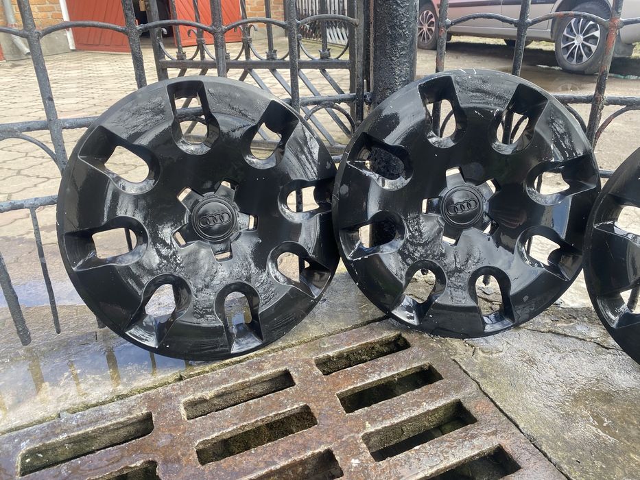 Ковпаки Ауді Р14