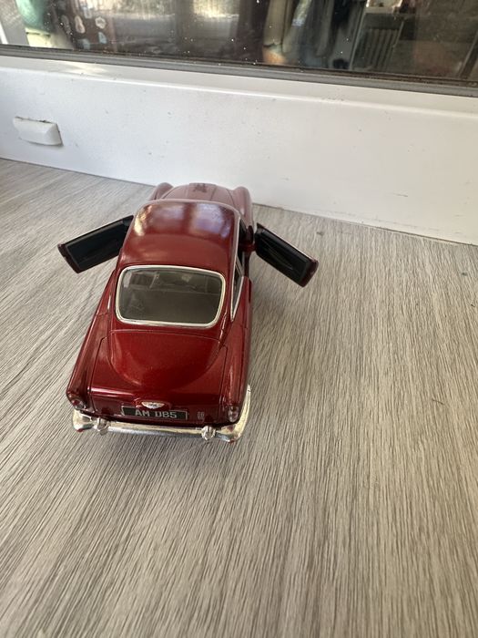 Іграшкові автомобілі