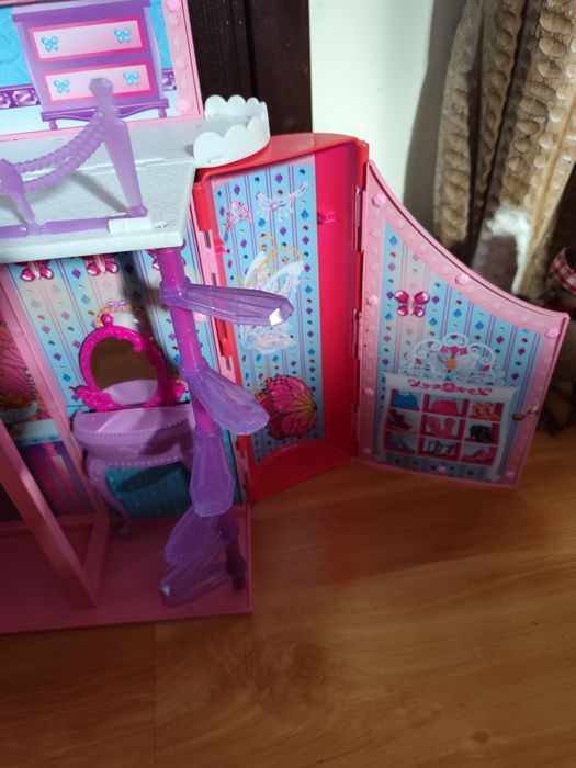 Składany domek zamej walizka dla Barbie Dreamtopia