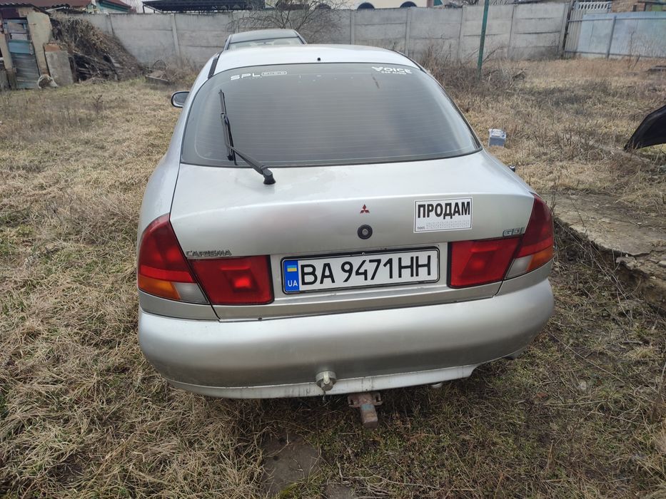 Продам Міцубісі карізма