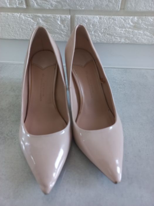 Szpilki nude Dorothy Perkins rozmiar  5 czyli 39
