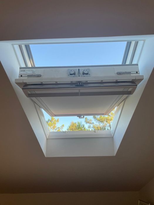 Janela Velux nova