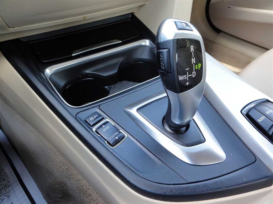 BMW 320I      2015