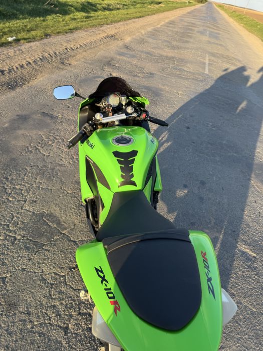 てんぱ Kawasaki ZX-10R купити від 50 600 000 грн. в Україні ( 54702