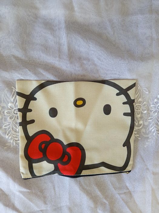 Bolsa de hello Kitty.