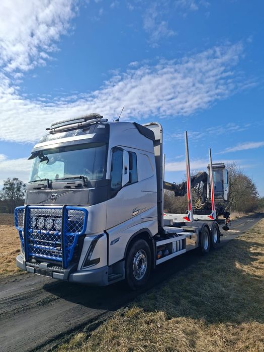 Volvo FH16. 750km 2021 loglift 96s do drewna drzewa lasu 6x4