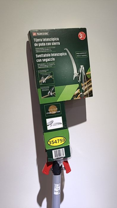 Corta Ramos Telescópico com Serra.