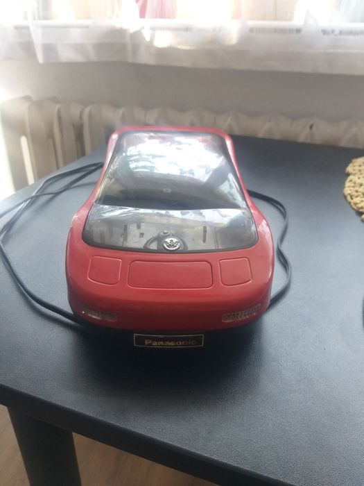 Przewijarka kaset VHS w kształcie samochodu kinyo