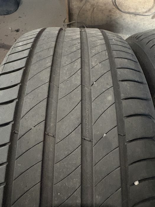 Мішелін 235/45р18