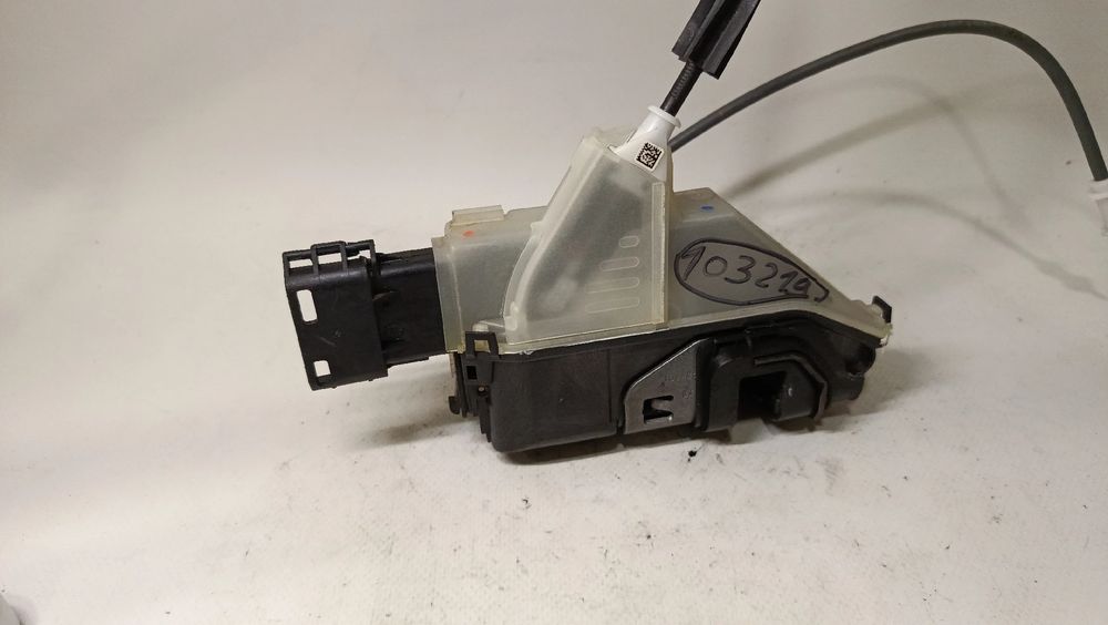 Fechadura / fecho porta frente direito DS DS7 Crossback (J_)