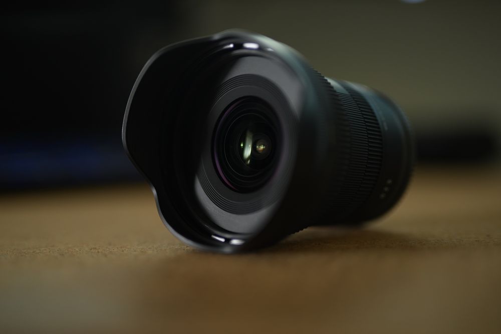 Sigma 10-18 2.8 DC DN Sony E (como nova)