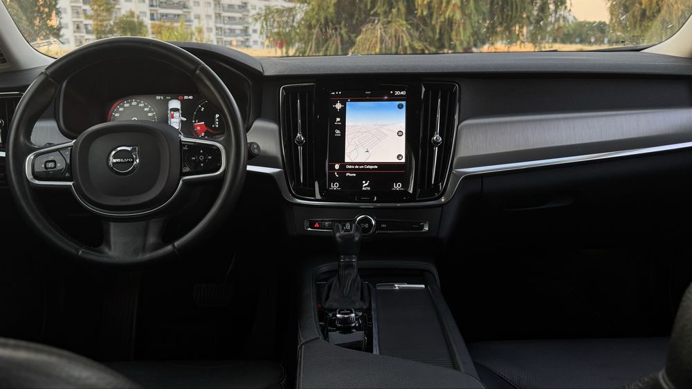 Volvo V90 D4 2.0D 190Cv Momentum Plus GearTronic