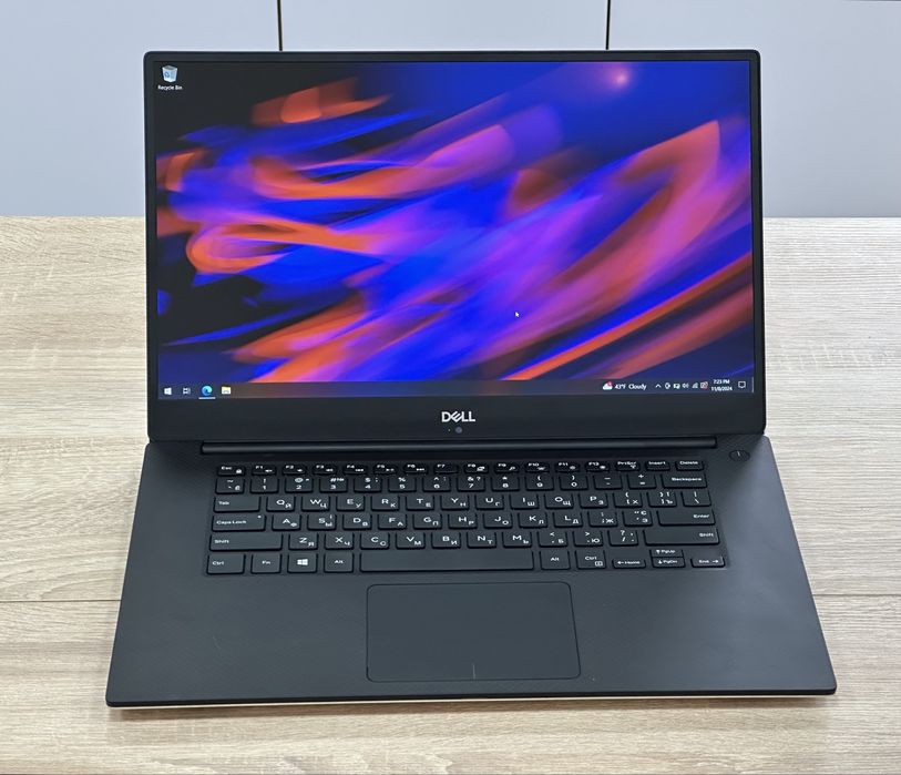 Dell Precision 5530 i7 8850H (6 ядер 12 потоків) 16/512gb ShopusCenter