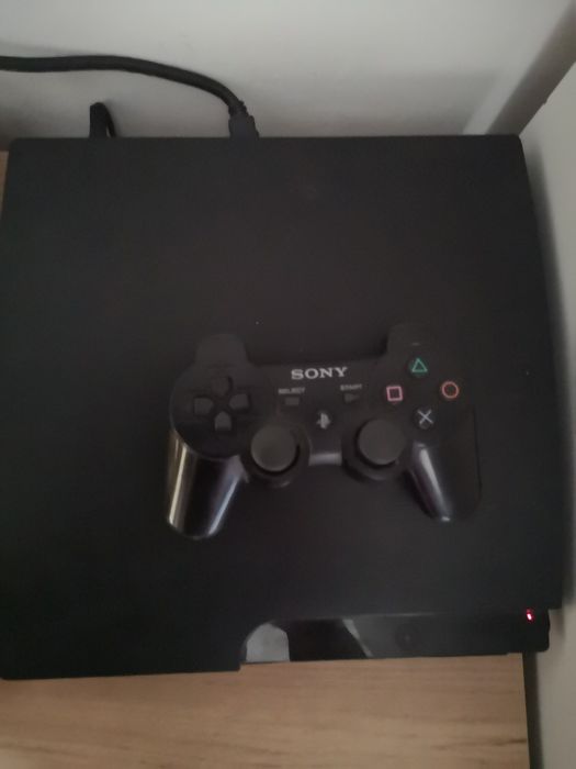 Konsola playstation 3 Z  oryginalnym padem Sony