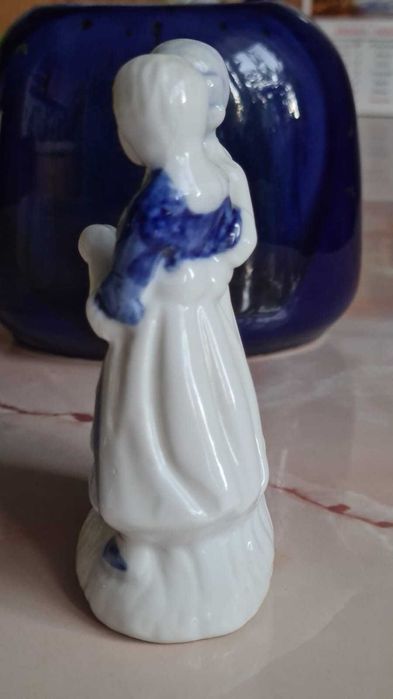 Figurka - porcelanowa para