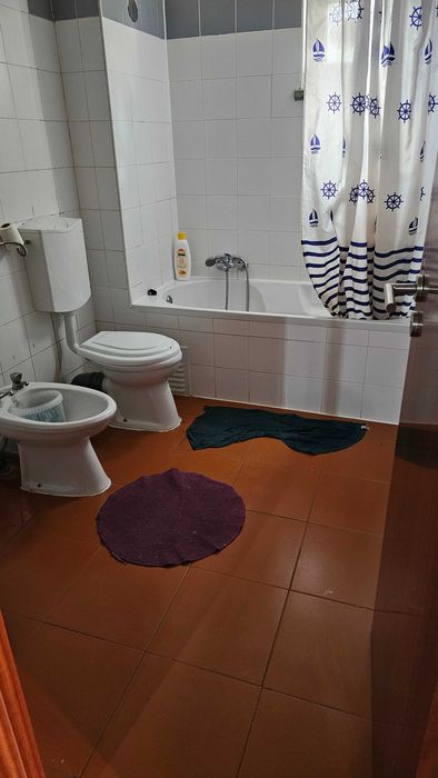 Quarto para alugar/arrendar