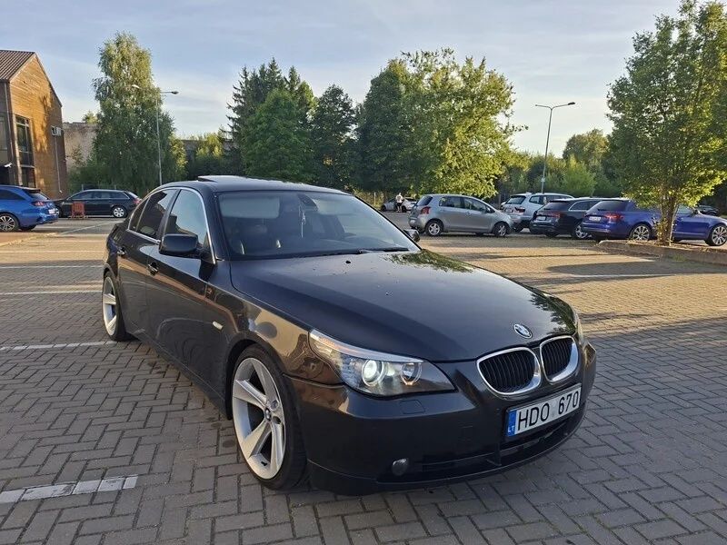 BMW 5 серія продаем