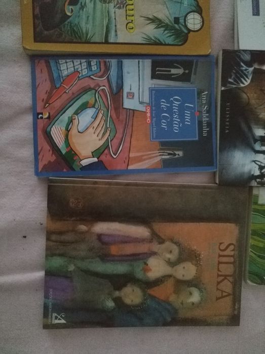 Livros juvenis atuais escolas
