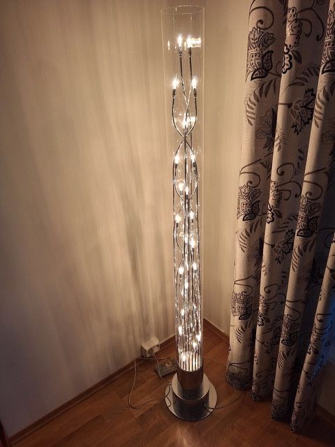 Lampa stojaca stebrna nowa