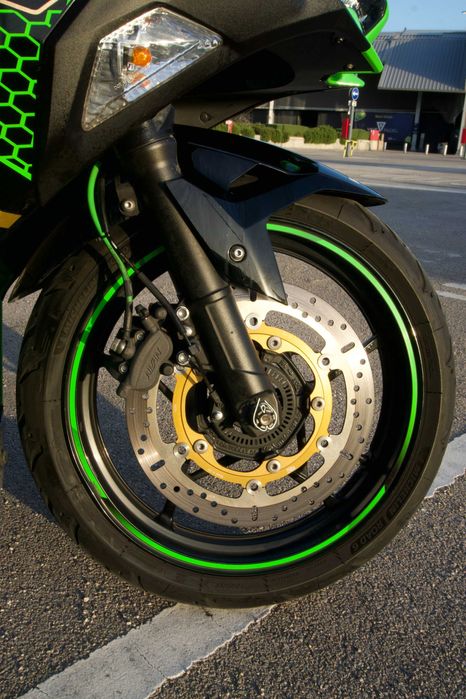Kawasaki Ninja 400 (2020) + Escape Akrapovic | Primeiro Dono