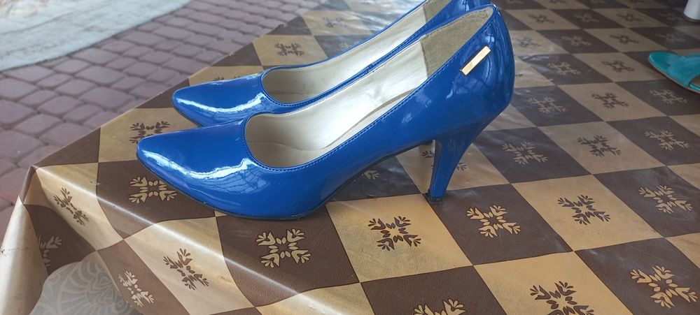 Buty damskie M But 38