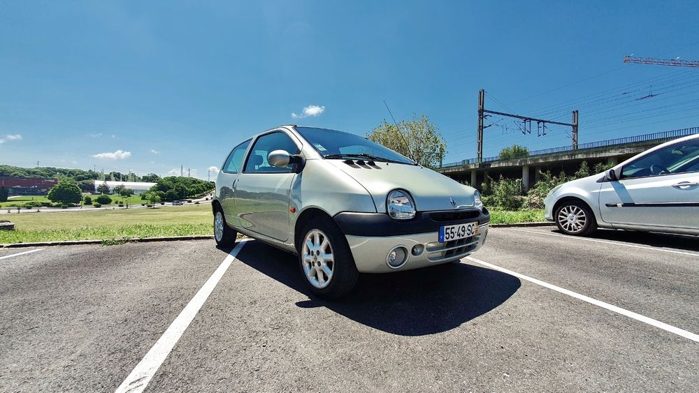 Twingo Initiale Paris