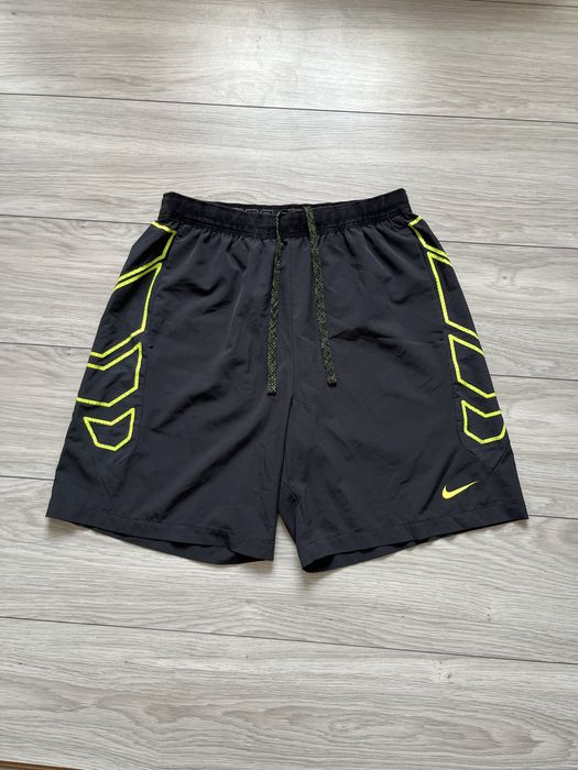 Шорти Nike pro training