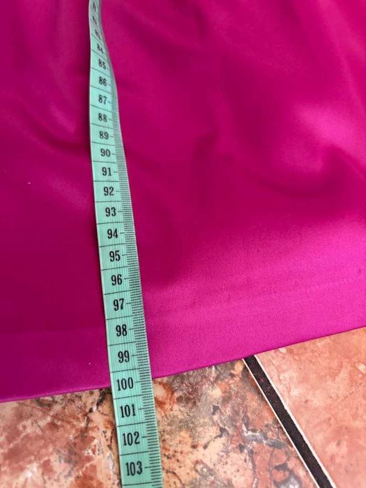 Sukienka elegancka  z różami  Kaliko