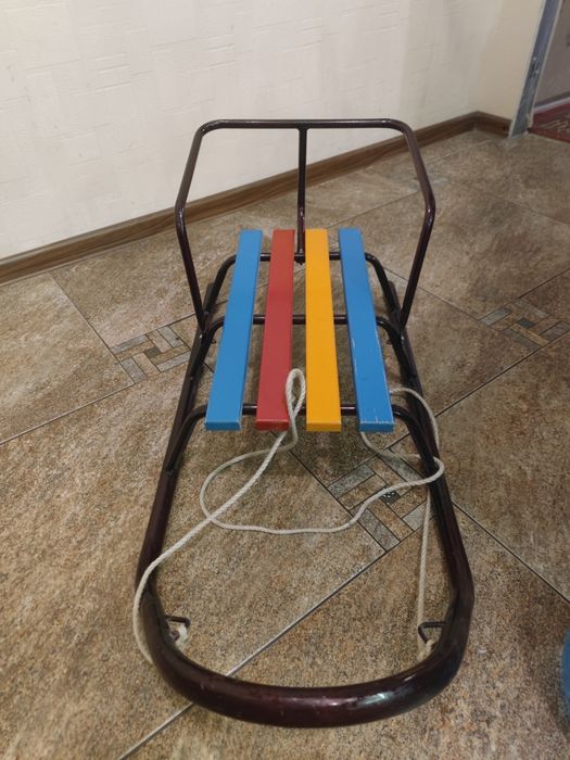 Продам санки б/у