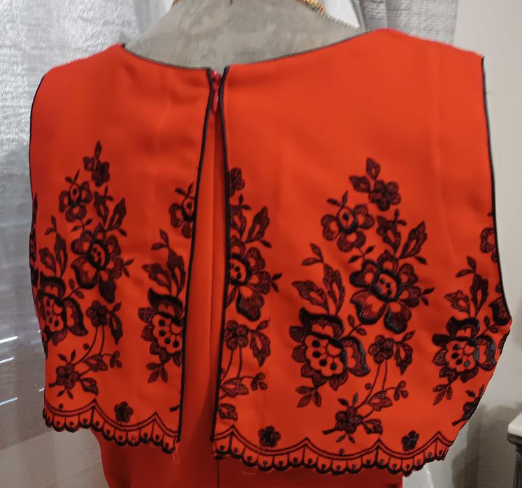 Vestido vermelho da Nouritano Paris