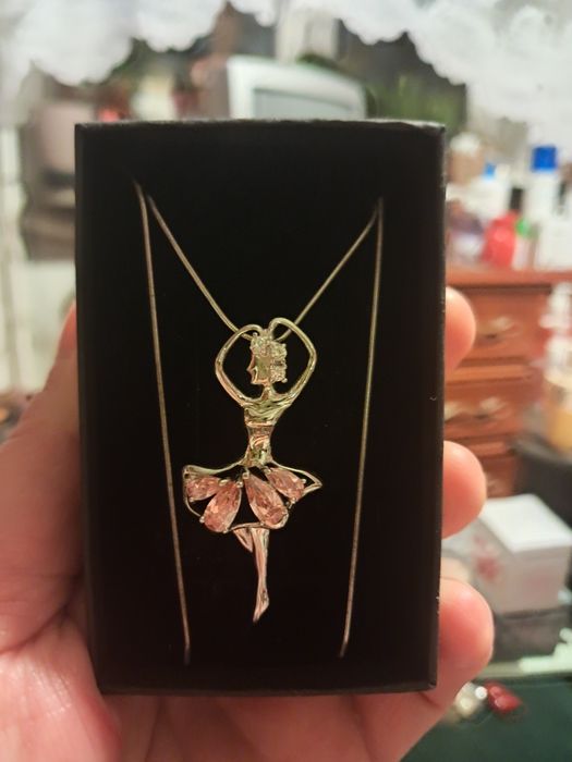 Srebrna zawieszka z łańcuszkiem srebro 925