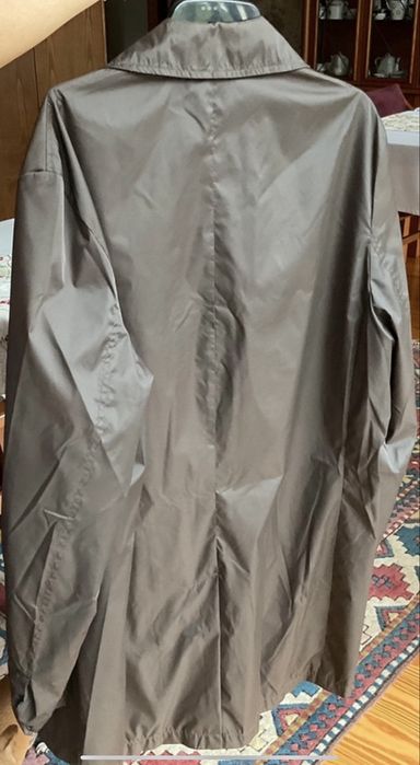 Gabardine de marca GANT , castanho . Impermeavel muito leve