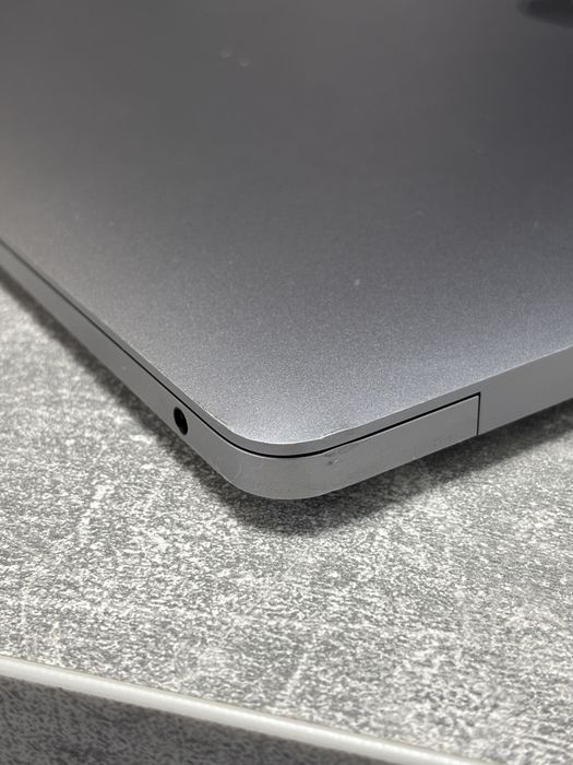 Macbook air M1, 16 GB