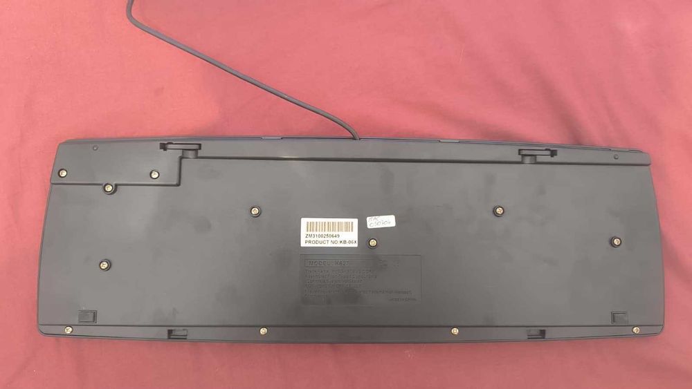 Teclado Genius KB-06X PS/2 (entrada roxa) – funcional