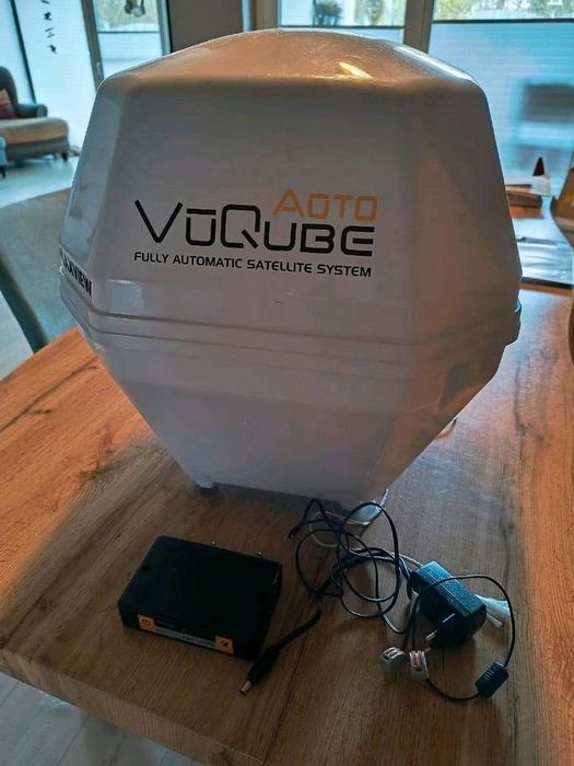 Antena satélite totalmente automática para campismo